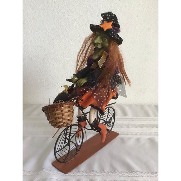 Vintage Scary Halloween Green Witch On Bike Figurine - Fall / Autumn Decor - Picture 1 of 6